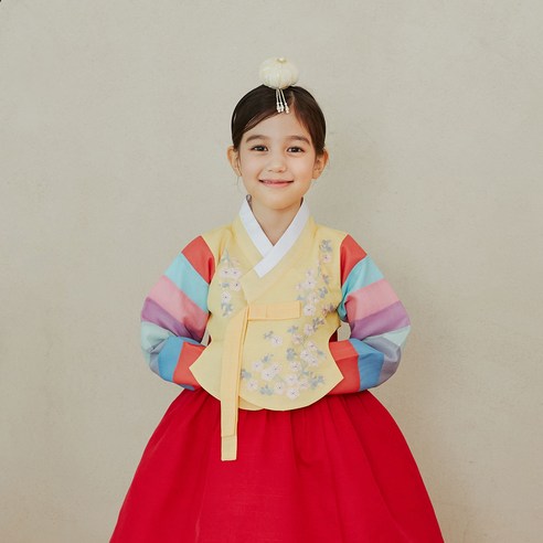Girl's Hanbok Korea Traditional Dress -Rainbow | KPOP, KDRAMA, HANDMADE, KBEAUTY Girl's Hanbok Korea Traditional Dress -Rainbow | KPOP, KDRAMA, HANDMADE, KBEAUTY