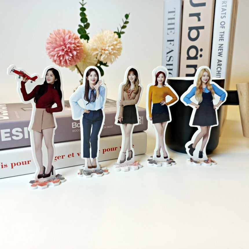 Red Velvet Goods Styrofoam Mini Figure